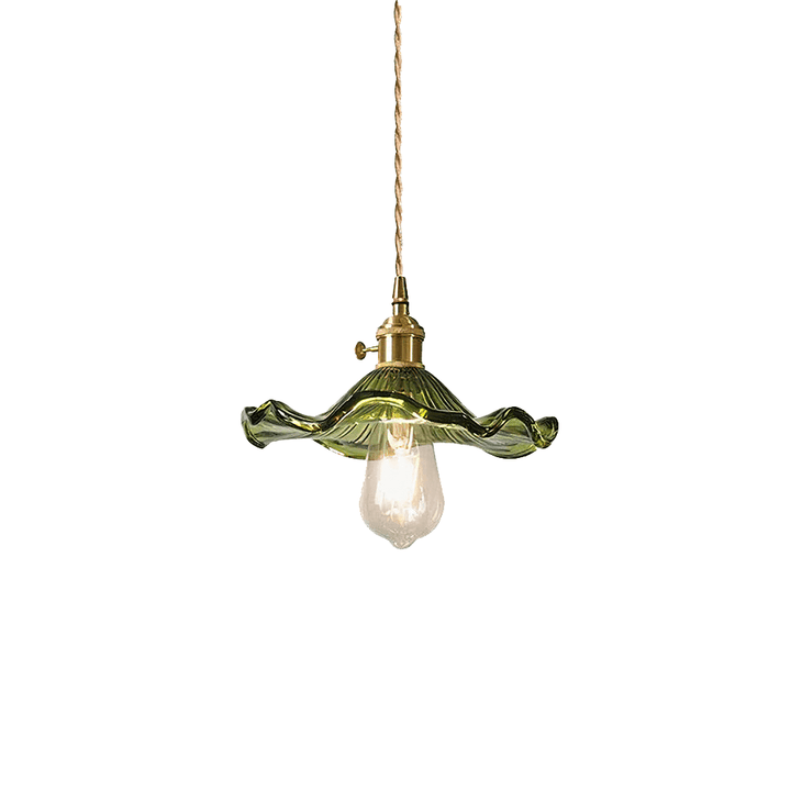 Gedetailleerde hibiscus hanglamp, glas en messing, sfeervolle decoratieve plafondlamp voor uw interieur.