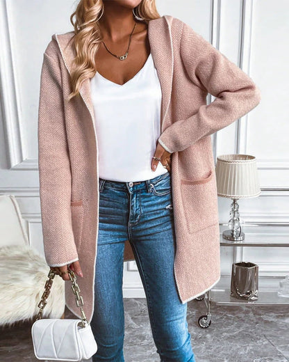 Elegant halflang vest voor dames, chique ontwerp, zachte gebreide stof, met ruime zakken voor dagelijks gebruik.