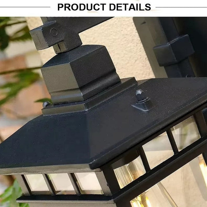 Elegante zwarte wandlamp lantaarn, ideaal als tuinverlichting of terraslamp, bestand tegen regen.