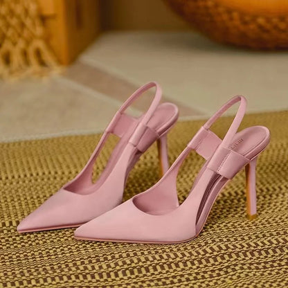 Elegante dames slingback pumps met puntige neus, hoge hak en comfortabel voetbed; perfect voor elke stijlvolle gelegenheid.