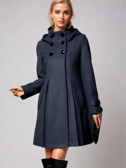 Elegante dames wollen winterjas, warm en stijlvol, met praktische zijzakken en tijdloze snit. Perfect voor koude maanden.