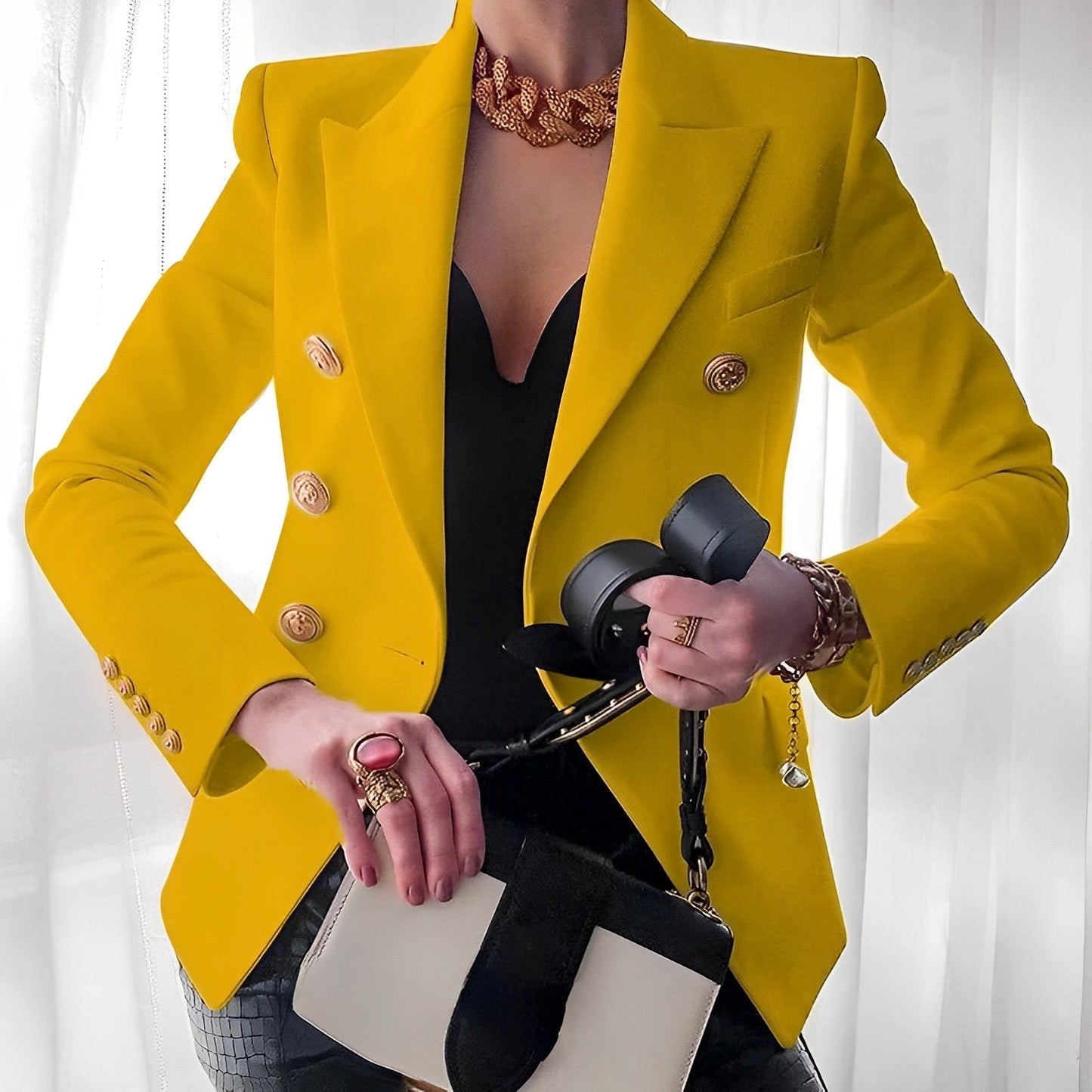 "Elegante damesblazer met tijdloze stijl, polijst knopen en luxe katoenmix voor elk seizoen, perfect voor formele gelegenhede