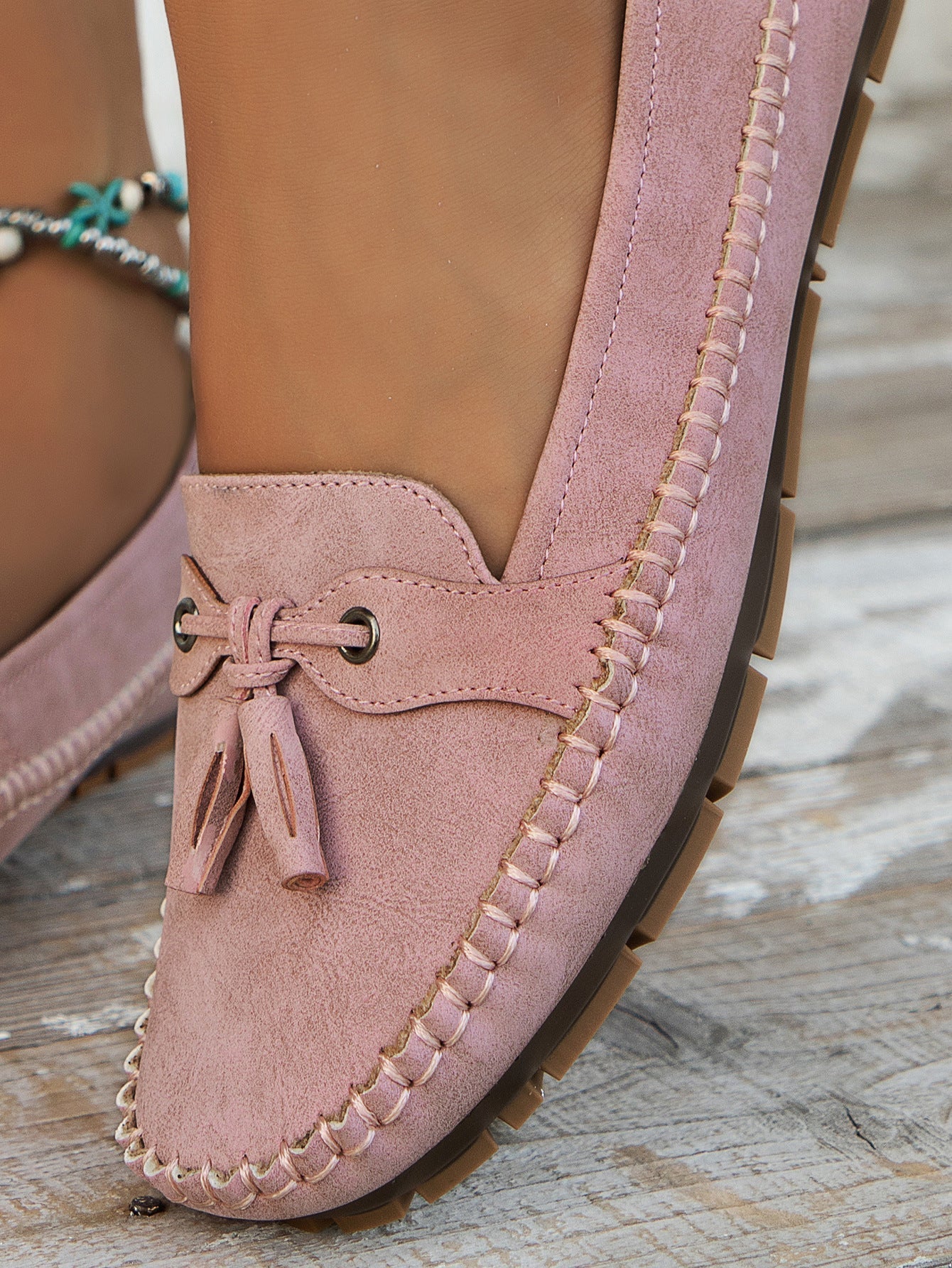 "Elegante damesmocassins met tassels in klassiek ontwerp, comfortabel voetbed voor dagelijks gebruik."