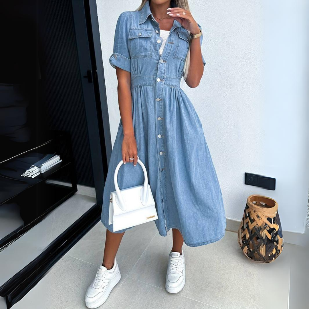 Elegante denim jurk voor dames met comfortabele pasvorm, stijlvolle snit, ideaal voor elke gelegenheid en modieus gebruik.