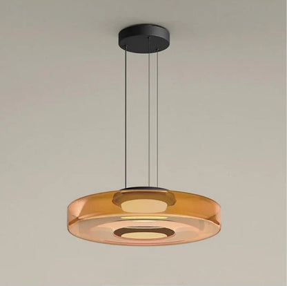 "Elegante glaspendellamp in Bauhaus-stijl, verstelbare LED-hanglamp, warm wit licht, modern design voor binnenshuis."