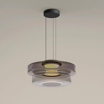 "Elegante glaspendellamp in Bauhaus-stijl, verstelbare LED-hanglamp, warm wit licht, modern design voor binnenshuis."