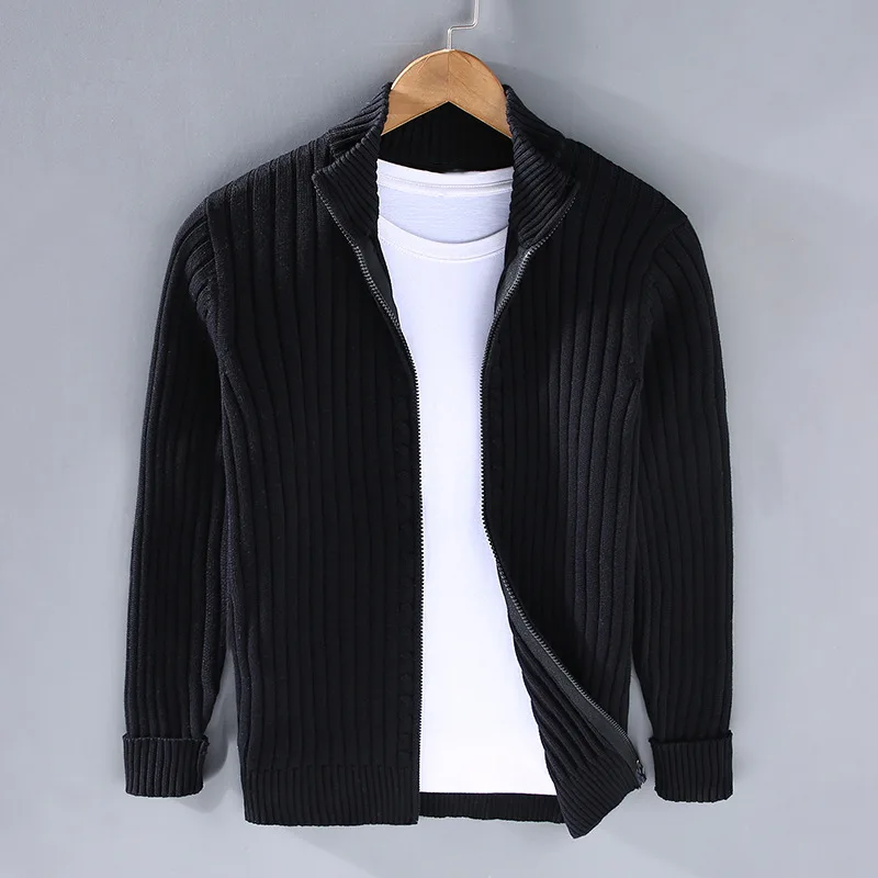 "Elegante heren cardigan van zacht katoen met rits en geribbelde details, tijdloos design, geschikt voor elke stijl."