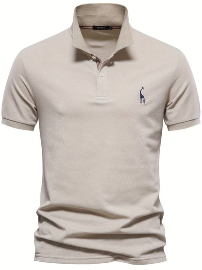 "Elegante heren polo in beige, blauw en bordeaux rood met hoogwaardige afwerking, perfecte balans tussen stijl en comfort."