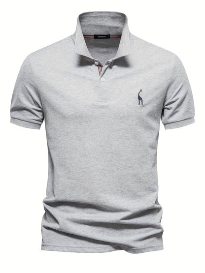 "Elegante heren polo in beige, blauw en bordeaux rood met hoogwaardige afwerking, perfecte balans tussen stijl en comfort."