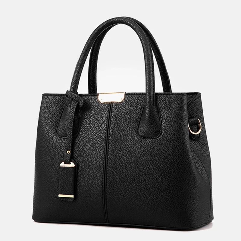 Ruime crossbody tas voor vrouwenmode, praktische en elegante tas met verstelbare schouderriem.