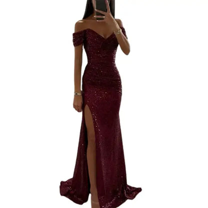 "Elegante off-shoulder maxi jurk met lovertjes, geplooide mouwen en V-hals, geschikt voor avondfeesten of chique gelegenheden