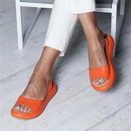 "Elegante orthopedische zomersandalen voor dames, honingkleurig met comfortabele pasvorm en antislipzool, ideaal voor zomer."