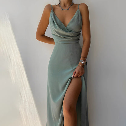 "Elegante Seraphina maxi jurk in zwart met luxueuze uitstraling, perfect voor chique evenementen en beschikbaar in meerdere k