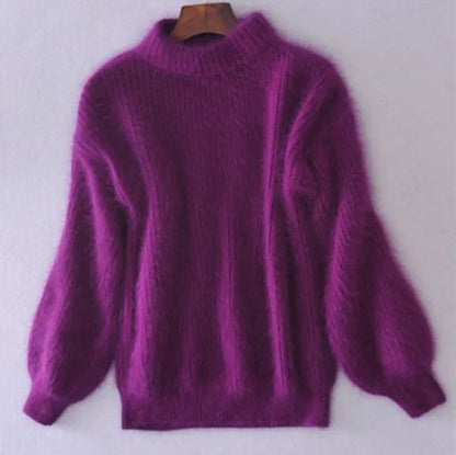 "Elegante vintage angora trui voor dames, zacht en luxe, beschikbaar in meerdere kleuren, perfect voor stijlvolle looks."