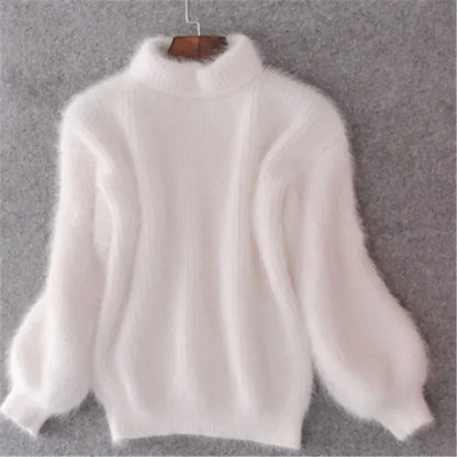 "Elegante vintage angora trui voor dames, zacht en luxe, beschikbaar in meerdere kleuren, perfect voor stijlvolle looks."