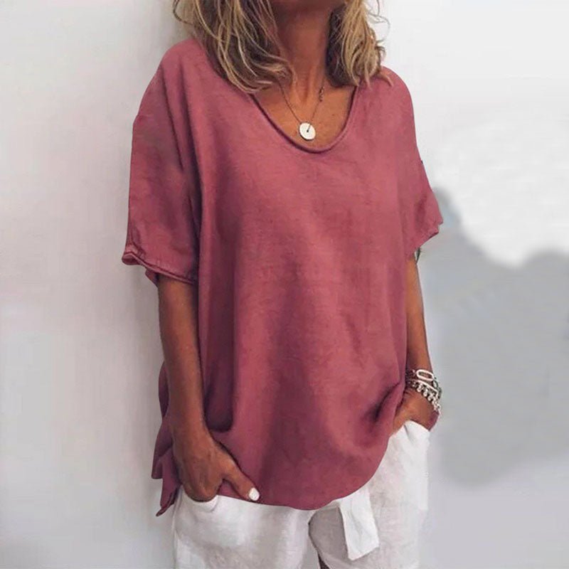 Modieus oversized dames V-hals T-shirt, ideaal als comfortabele zomertop.