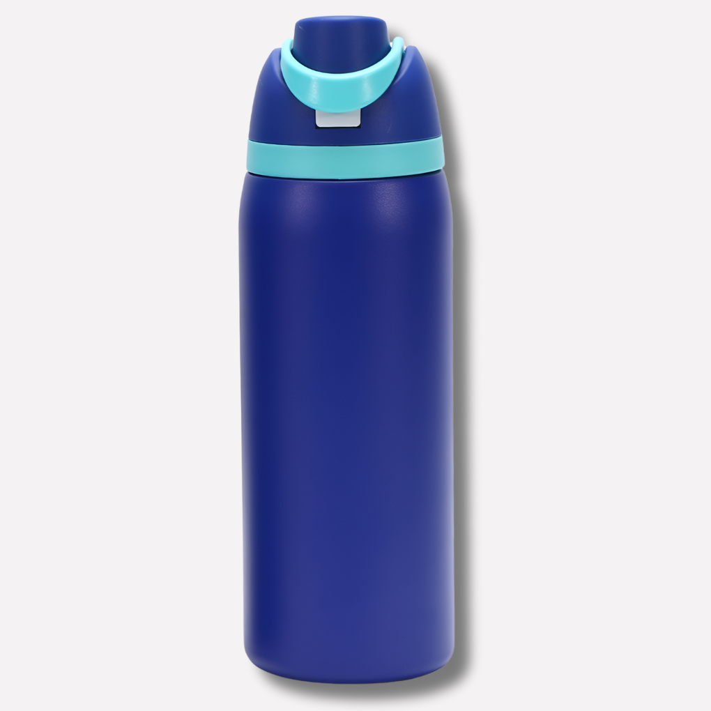 Stijlvolle geïsoleerde drinkfles voor kantoor en reis, houdt dranken langdurig op temperatuur.