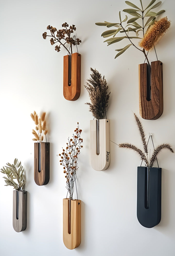 Rustieke houten muur plantenhouders set van grenenhout voor kamerplanten. Boho wanddecoratie interieur.