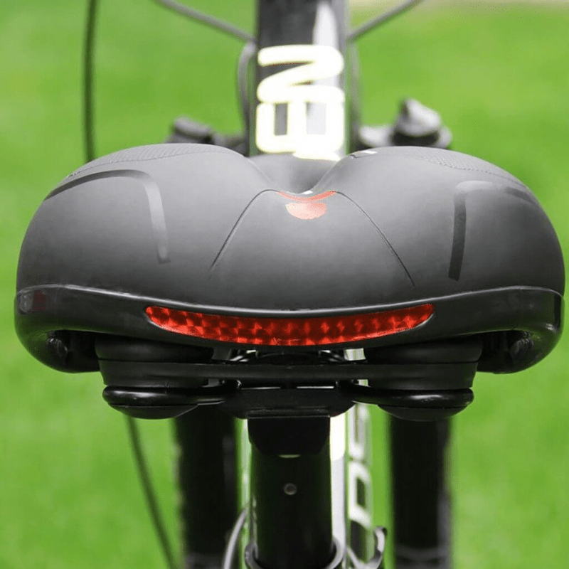 Geoptimaliseerd SoftRide fietszadel, speciaal ontworpen voor het voorkomen van rug- en zitbeenklachten.