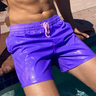 Unieke cadeau: kleurveranderende heren zwemshorts; modieus en sneldrogend voor de zomer.