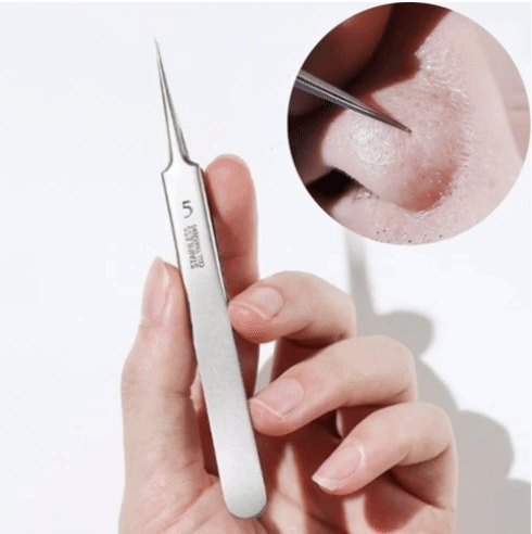 Scherp precisie pincet voor het nauwkeurig verwijderen van onzuiverheden, puistjes en mee-eters. Anti-acne tool.