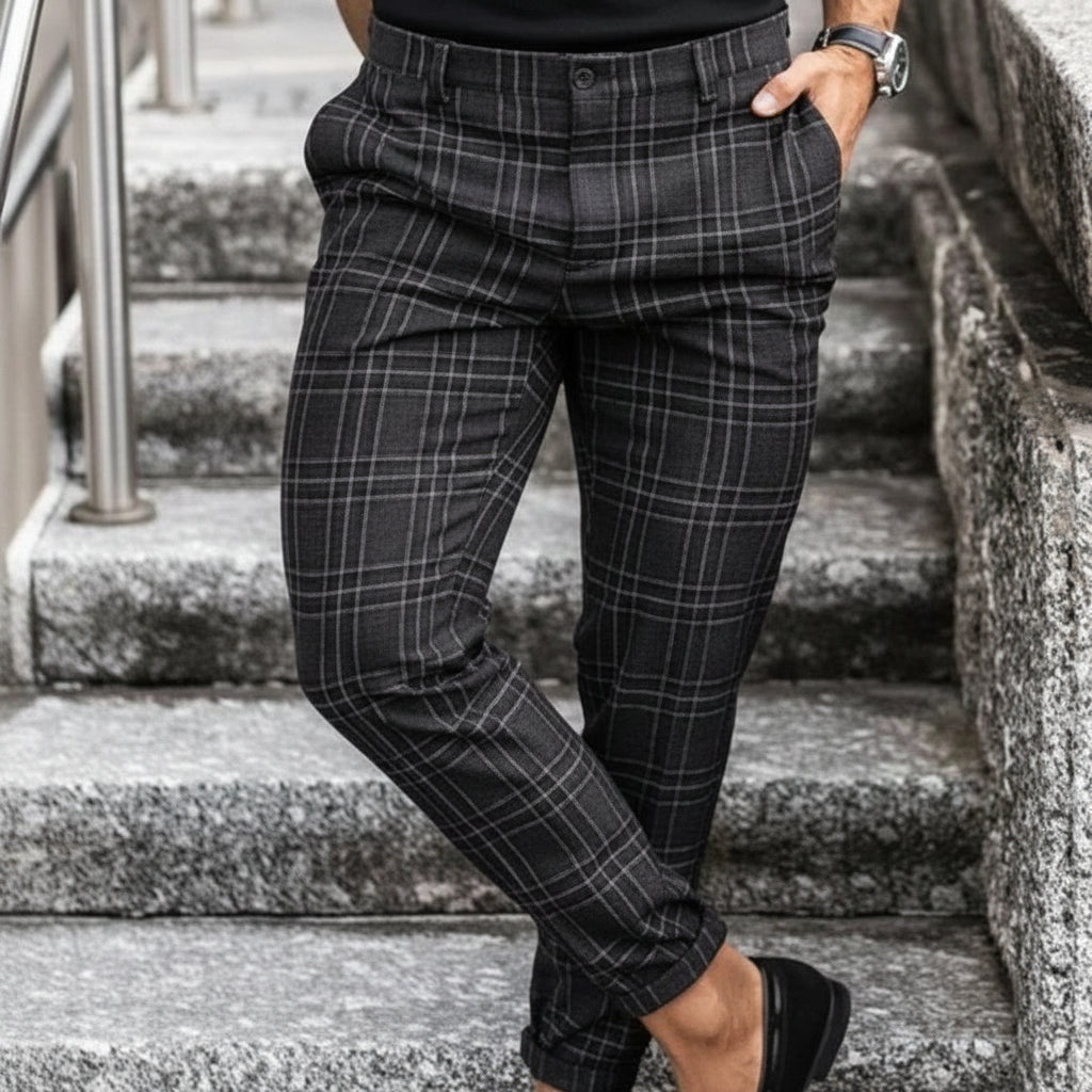 Comfortabele heren zomerbroek met rechte pijpen, ideaal voor casual gelegenheden en vakantie.