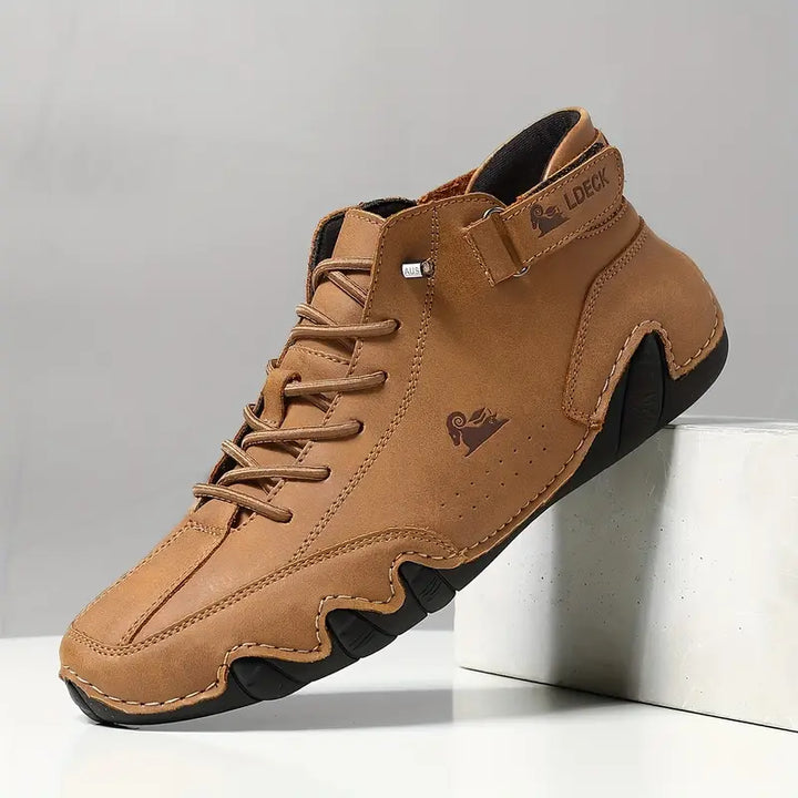 Adriel casual herenschoenen van waterdicht kunstleer. Ideaal voor heren die comfort zoeken.