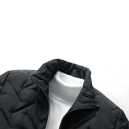 "Fabio gewatteerd herenjack, modieus en veelzijdig, ideaal voor casual looks in groen, wit/grijs en zwart."