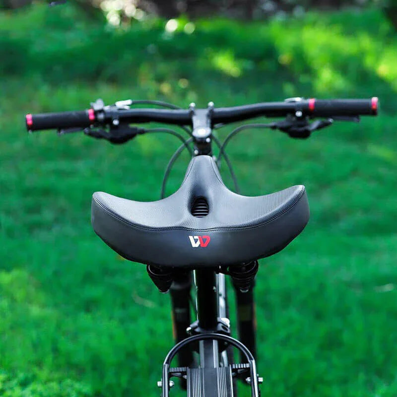 Extra breed comfort fietszadel Kynara, universeel en ergonomisch. Biedt zadelpijn verlichting voor alle fietsers.
