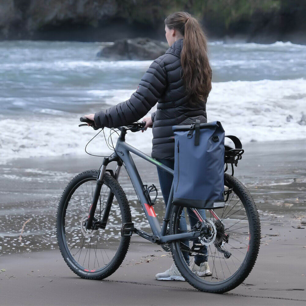 Multifunctionele MultiBag™: fietstas, rugzak en handtas in één, waterdicht outdoor accessoire.