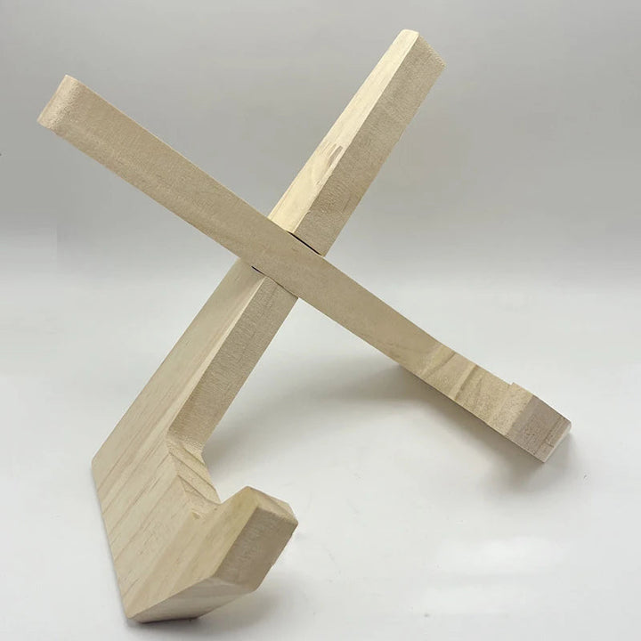 Stijlvolle houten kookboekhouder van KitchenWood, praktisch en duurzaam keukenaccessoire voor elk recept.