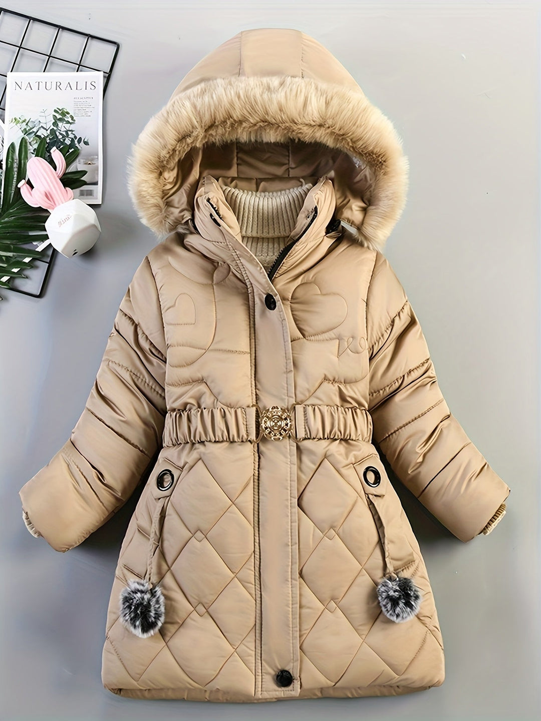 Kinder winterjas voor meisjes, winddicht met comfortabele capuchon. Ideale buitenkleding.