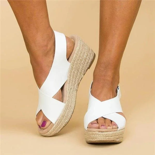 Zomerse orthopedische sleehak espadrilles voor dames; comfortabele en stijlvolle schoenen met voetondersteuning, verkrijgbaar in wit.