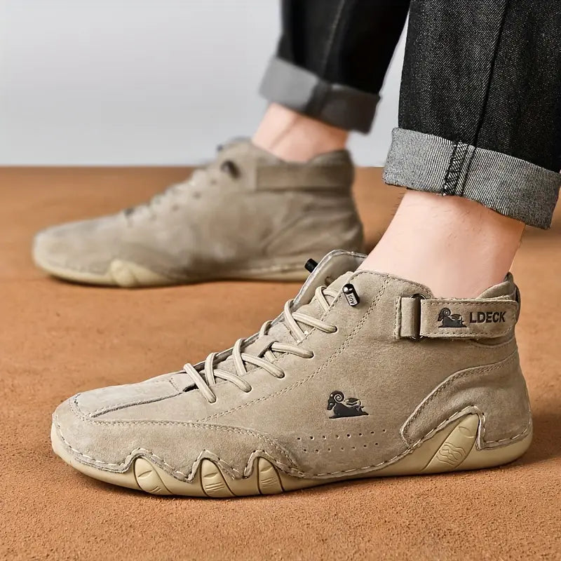 Casual waterdichte Adriel herenschoenen met moderne uitstraling. Comfortabel en duurzaam.