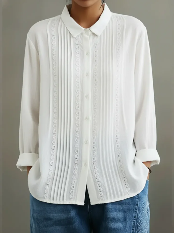 Modieuze damesblouse met knoopsluiting en lange mouwen, perfect voor casual of chique gelegenheden, comfortabel en veelzijdig.