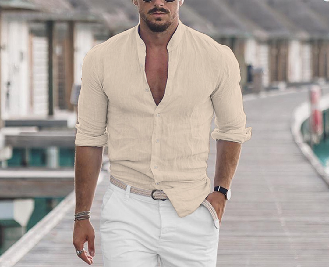 Trendy linnen herenoverhemd met mockhals voor een stijlvolle en comfortabele casual lente/zomer outfit.