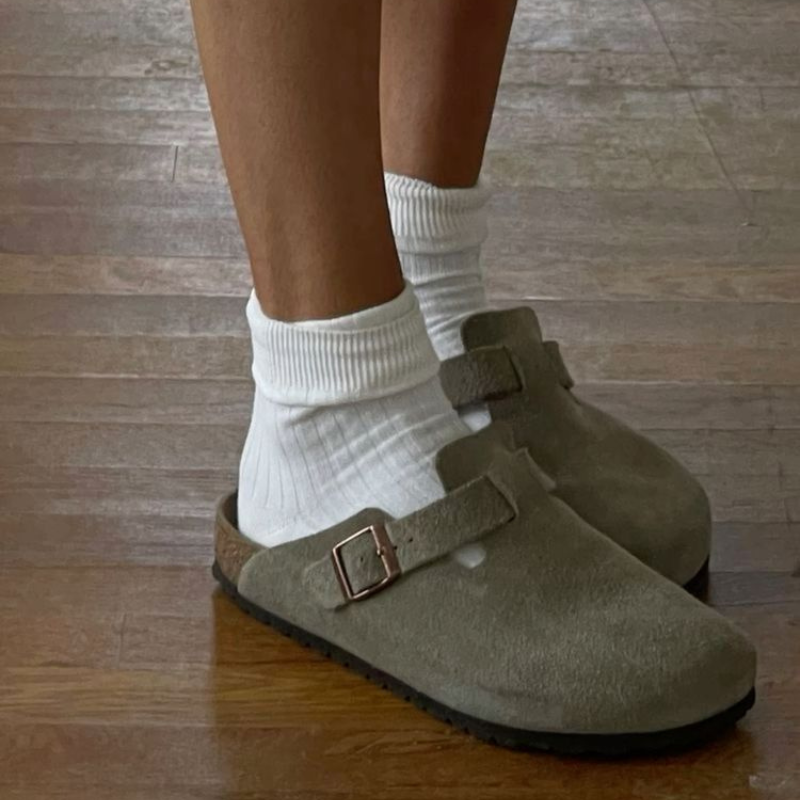 Modieuze comfortabele sandalen, geschikt voor zowel dames als heren. Casual zomerschoenen met voetcomfort.