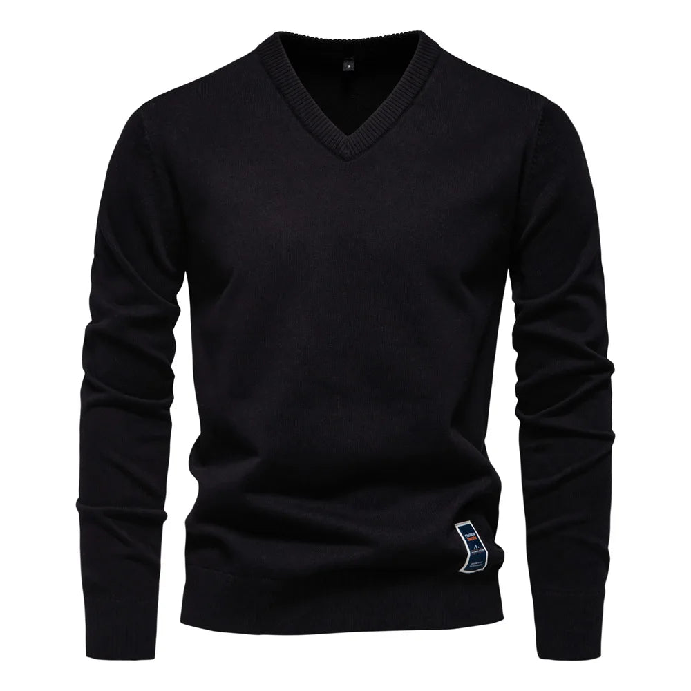 Zakelijke heren pullover met V-hals, combineert comfort met een stijlvolle, eigentijdse uitstraling.