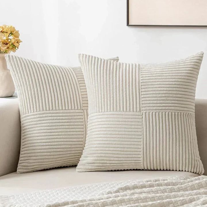 Zachte corduroy sierkussenhoes 45x45 cm, hoogwaardig ribfluweel textiel voor uw bank.