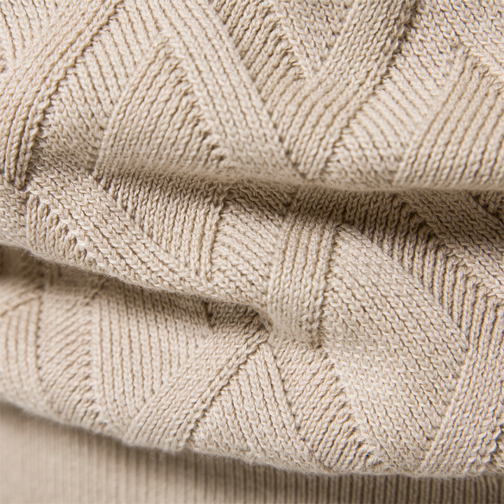 Hoogwaardige heren trui met ronde hals voor comfort en stijl. Een veelzijdige luxe sweater voor elk seizoen.