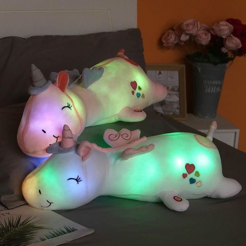 Betoverende pluche eenhoorn met kleurrijk LED licht, perfecte decoratie en cadeau voor de kinderkamer.