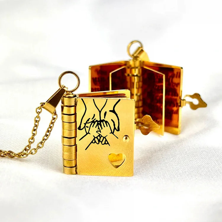Elegante gouden boek hanger ketting, perfect sieraad als liefdesgeschenk.