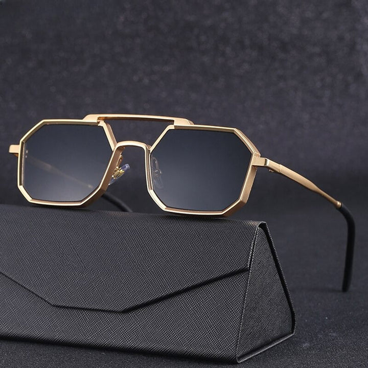Modieuze unisex zonnebril, ideaal zomer accessoire. Biedt comfort met gepolariseerde glazen en volledige UV-bescherming.