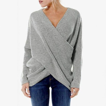 Zwarte elegante damestrui met unieke Criss Cross details en diepe V-hals. Comfortabel en modieus.