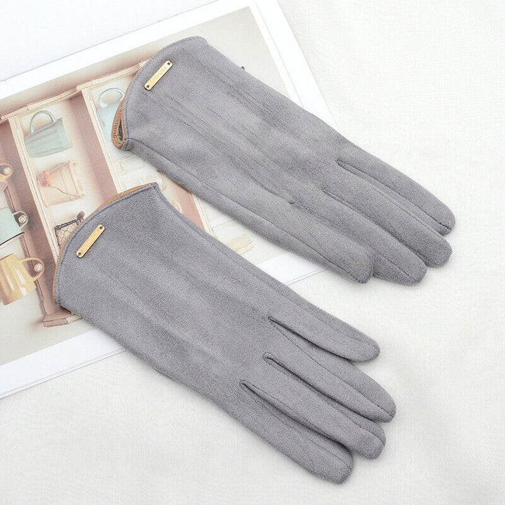 Beige touchscreen suède handschoenen voor dames, praktisch en modieus.