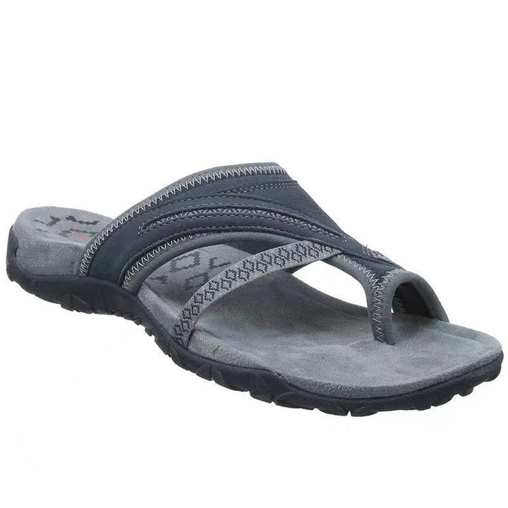 Moderne dames sandalen met orthopedisch voetbed, combineert stijl en comfort voor de zomer.
