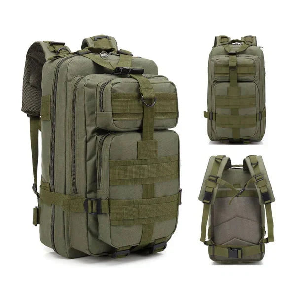 Duurzame 20 liter tactische rugzak met volledige crisis kit, perfect voor kamperen, wandelen en reizen.
