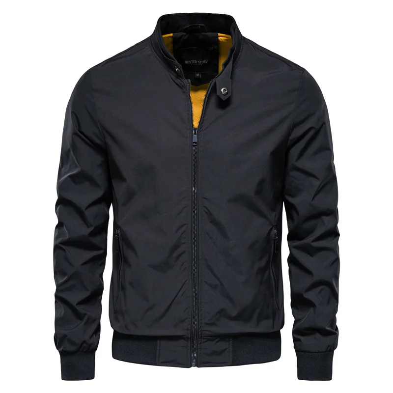 Heren sportieve zomerjas van lichtgewicht ademend polyester, ideaal voor casual outdoor activiteiten.