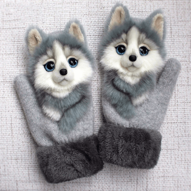 Unieke handgemaakte dierenwanten. Warm cadeau voor dames of meisjes, gebreide winteraccessoire.