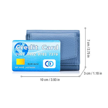 "Handgemaakte RFID-portemonnee van zacht leer met meerdere vakken, ideale bescherming voor creditcards en ID-kaarten."